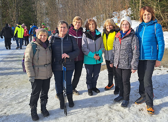 Wintersporttag__Wanderer.jpg  