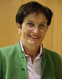 Veronika Azesberger